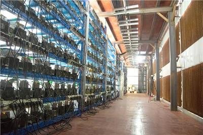 State-of-the-art mining farm facilities optimizing Bitcoin mining efficiency